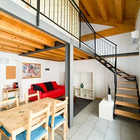 Διαμέρισμα Hbhall Residenze Darsena