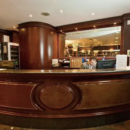 Mythos 3* Milan