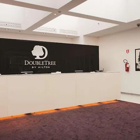 Отель Doubletree By Hilton