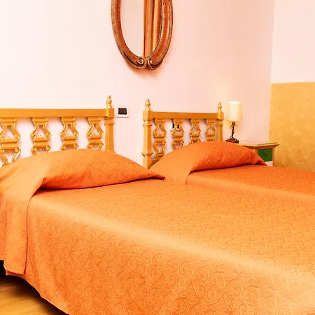Hotel Admiral 4*