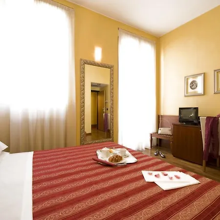Fenice Hotel