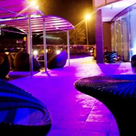 Western The Hub Milaan