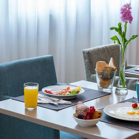 Leonardo Center Hotel 4*
