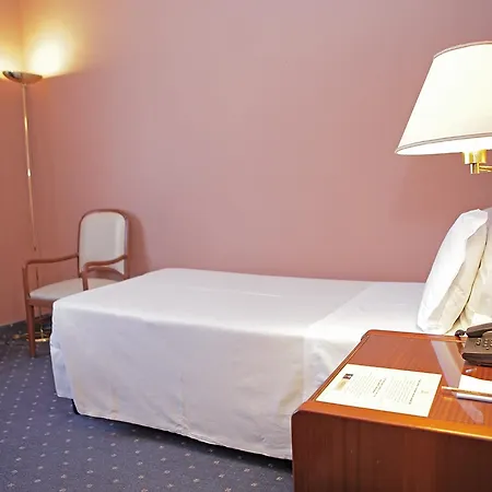 Bristol Hotel 4*
