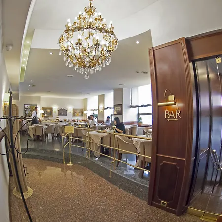 Bristol Hotel 4*