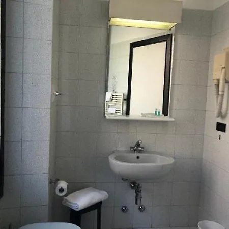 Ξενοδοχείο Casual Eclettico 3*