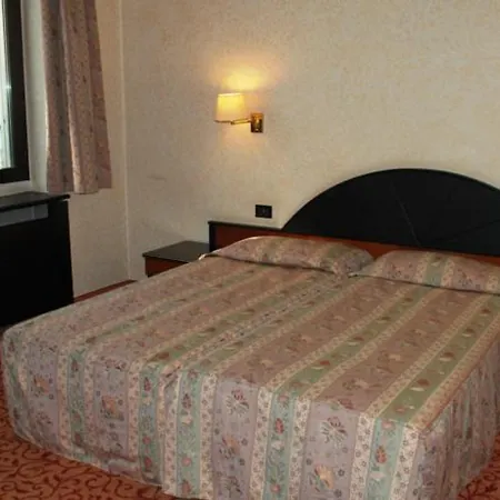 Casual Eclettico By Casual 3*