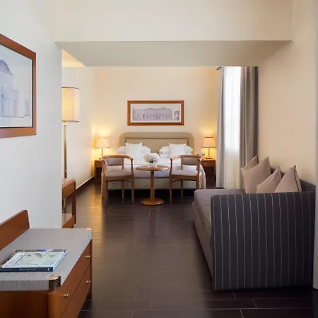 Отель Starhotels Business Palace Милан
