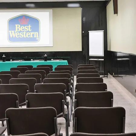 Western Madison מלון 4*