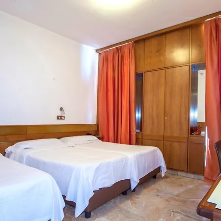 Canova Hotel