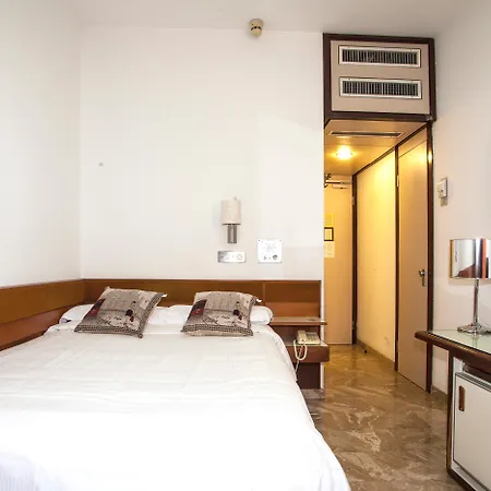 Hotel Canova Mediolan