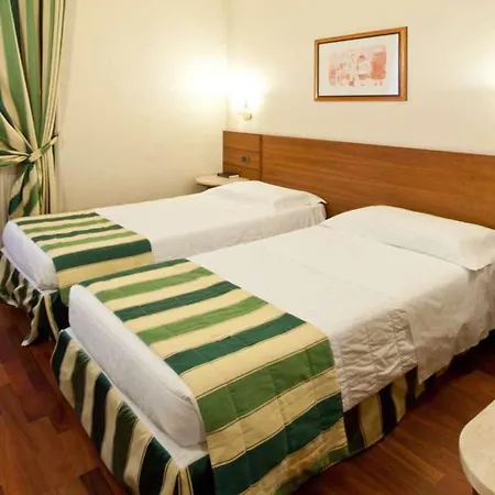 Hotel Mirage Sure Collection By Western