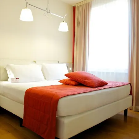 Mercure Solari 4* Milão
