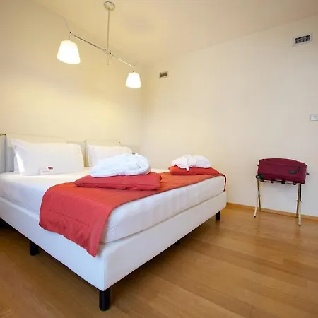 Mercure Solari Hotel 4*
