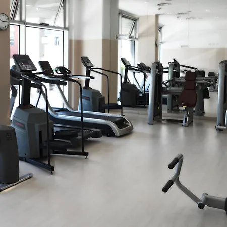 Отель Ramada Plaza By Wyndham 4*