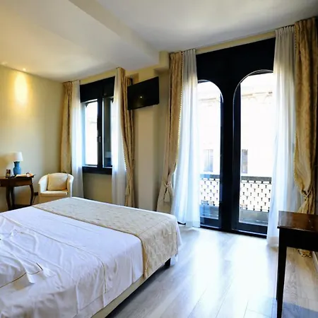 Hotell Pierre 5*