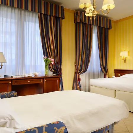 Unaway And Linea Uno 밀라노