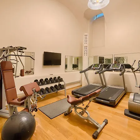 Hotel Avani Palazzo Moscova Milán