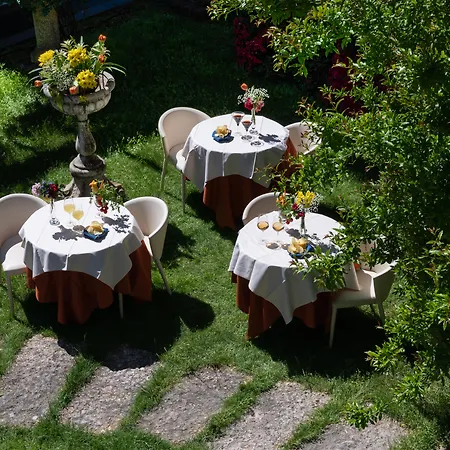 Sunflower Hotel