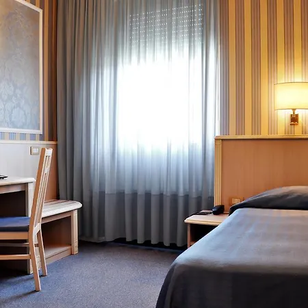 Hotel Garda 3*