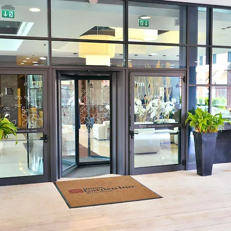 Hilton Garden North Отель Милан