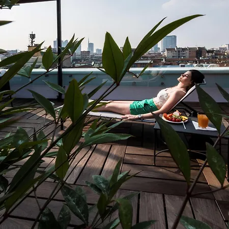 Western Hotell 4*