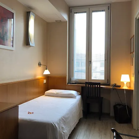 מלון Eurohotel