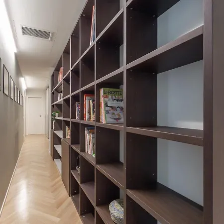 The Best Rent - Spacious Three-bedroom With Terrace