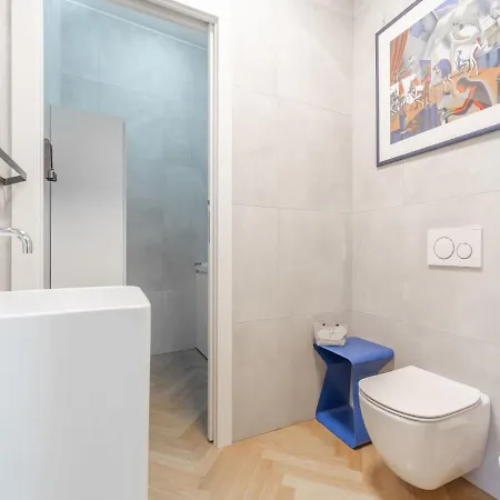 Lejlighed The Best Rent - Spacious Three-bedroom With Terrace Milano