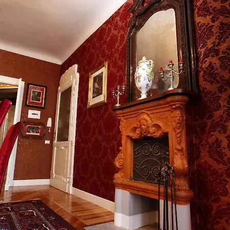 Bed & Breakfast Luxury In Art Nouveau Building Next To Metro Station *
