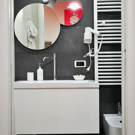 Eva & Diabolik's Centro Duomo *