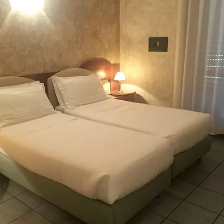 Welcome Hotel 3*