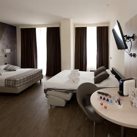 Ξενοδοχείο με διαμερίσματα Duomo Hotel & Apartments 4*