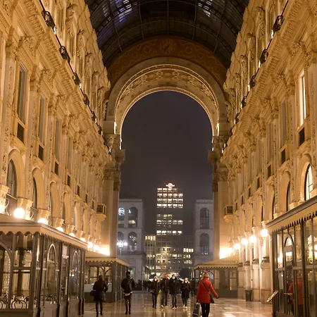 Duomo Hotel & Apartments 4* Μιλάνο