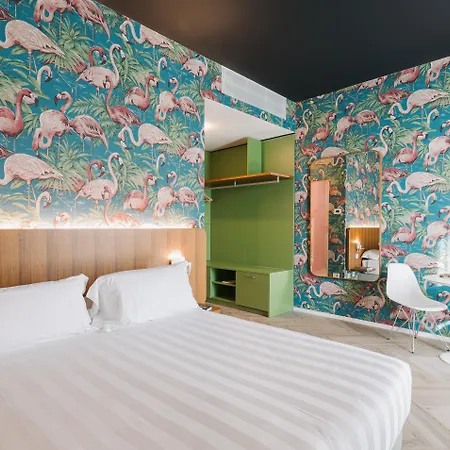 Collini Hotel