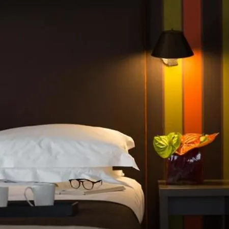 Fifty House Cellini Hotel 5*