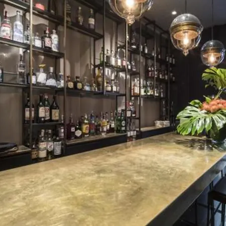 Fifty House Cellini Hotel Mediolan