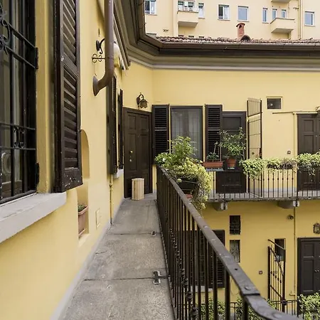 Italianway-commenda شقة