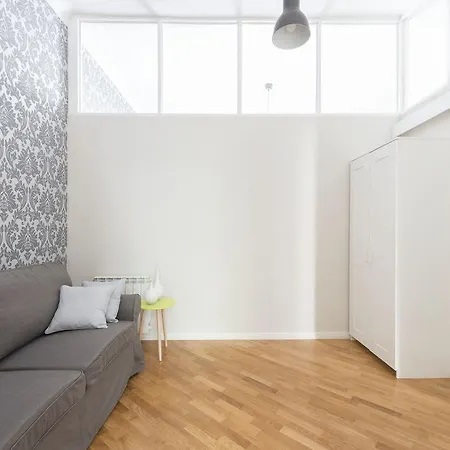 Italianway - Goldoni 38 Milan