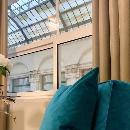 Aparthotel Intomilan Galleria Duomo I Boutique & Design Milano