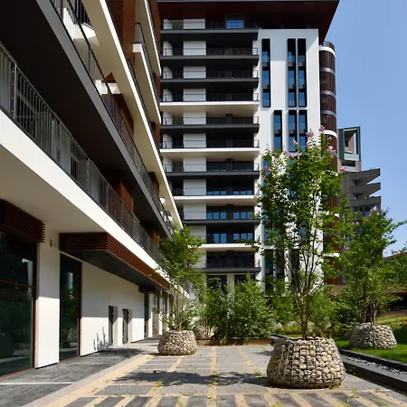 Verticale | Esperienze | Preferred And 4*
