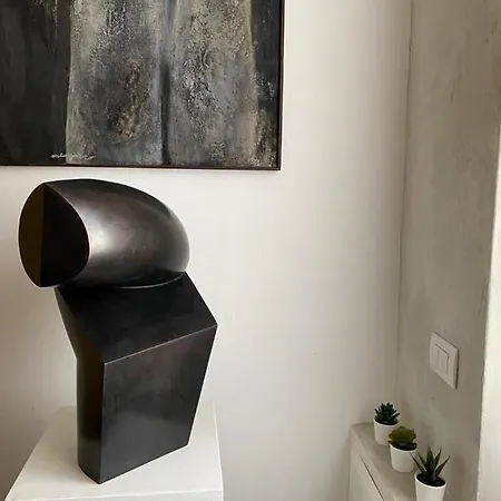 17 * Milano