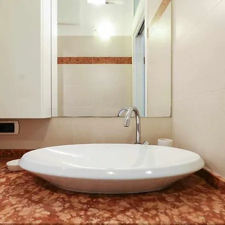 Sv18c Charming Modern Flat S Ambrogio Apartman Milánó