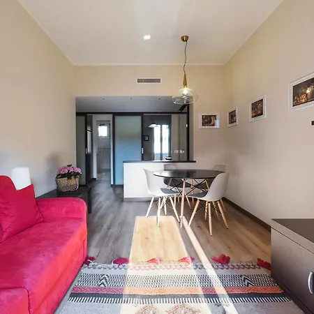 Mba24. Charming Close To Metro Fieracitylife Lägenhet