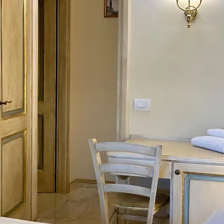 Fifty Eight Duomo View Apartman *