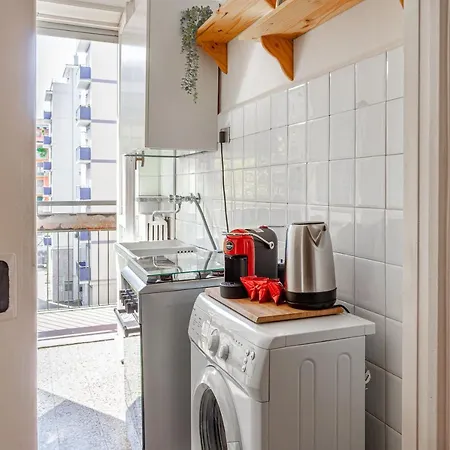Cozy Cityscape - Quartiere Ortica Apartment Milan
