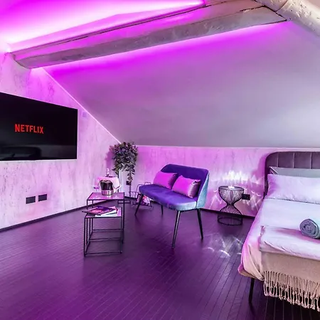 Quadrilatero Della Moda- Luxury Loft In The Heart Of The Fashion District * ميلان