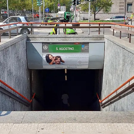 2 Via Fabio Mangone شقة *