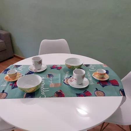 2 Via Fabio Mangone * ميلان