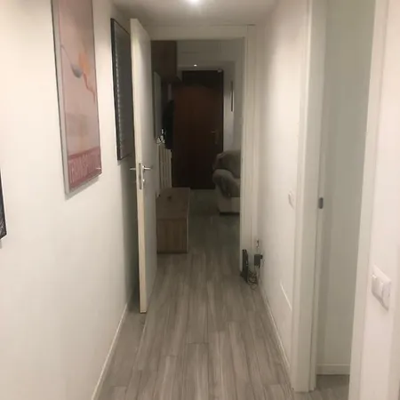 Ampio A 5 Minuti Dal Duomo! Milaan
